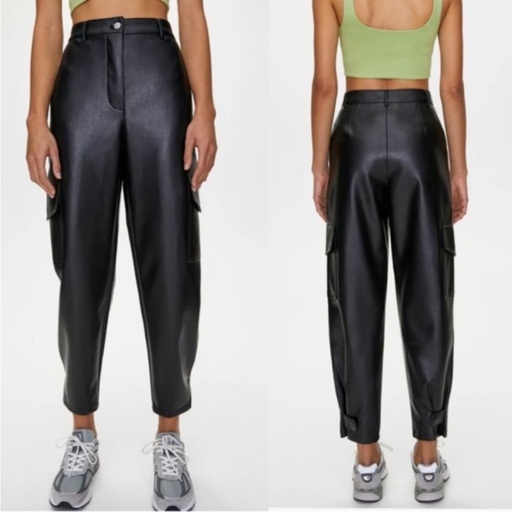 Aritzia Wilfred Modern Cargo Pant 8 Black Faux Vegan Leather Pockets‎